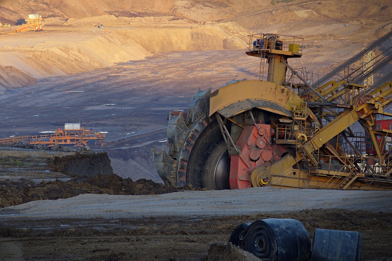 excavator, wheel, extraction, coal, strip-mine, coal mining, industry, mine, doly, large machine, surface, earth, surface mining, mining, mine, mining, mining, mining, mining, mining